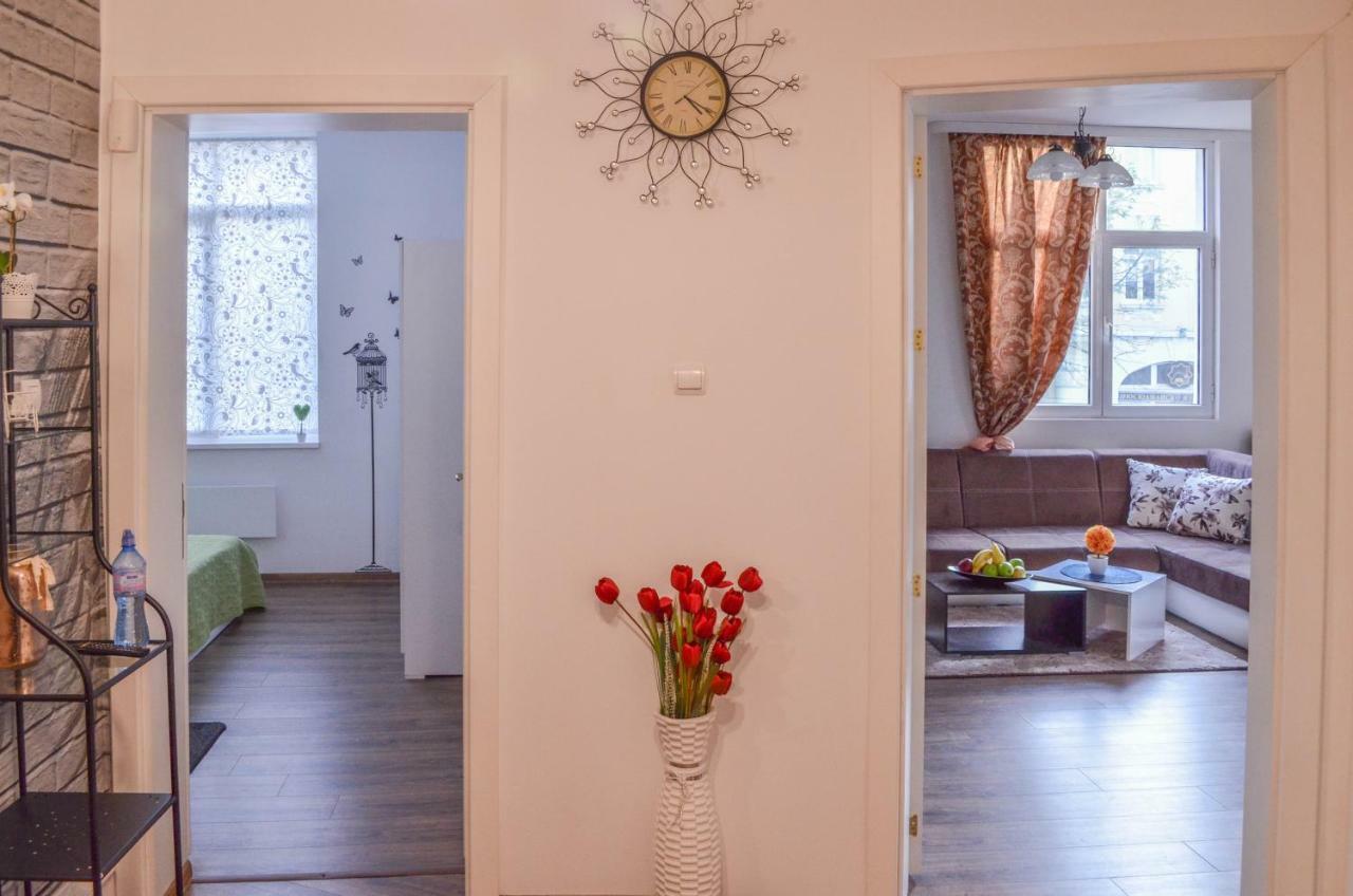 Host Housee Angel's -2 Bedroom, 2 Bathroom In Centre Sofia